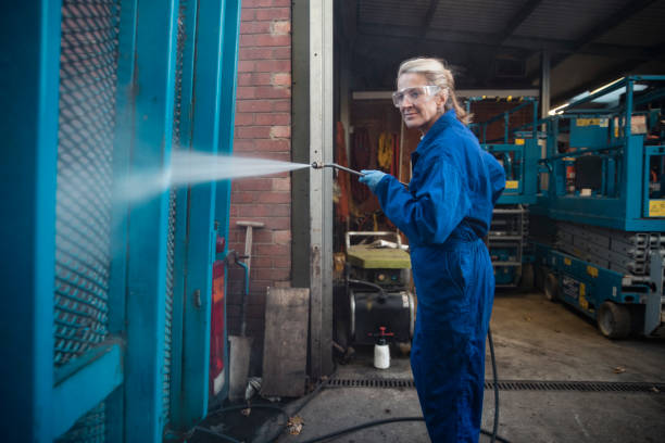 Best Pressure Washing Services for Businesses  in Bellevue, MI