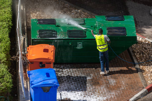 Best Deck Cleaning Services  in Bellevue, MI
